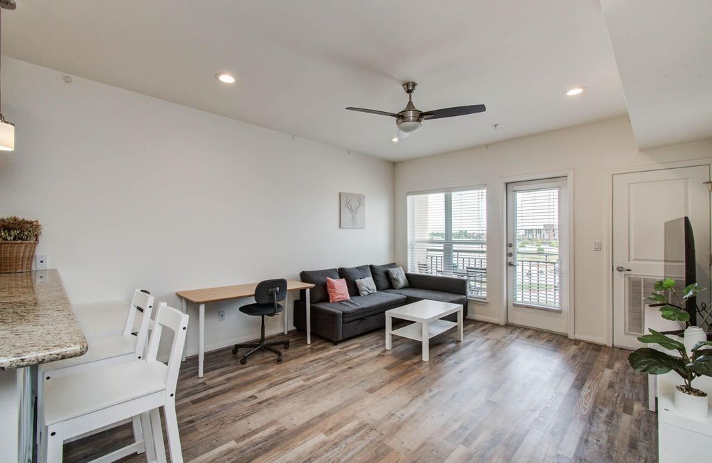 1207 Grand West Boulevard 3E, Katy, TX 77449