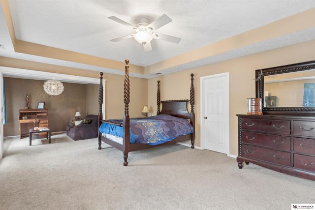 3923 S 193rd Circle, Omaha, NE 68130
