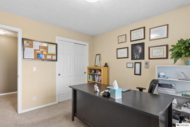 3923 S 193rd Circle, Omaha, NE 68130
