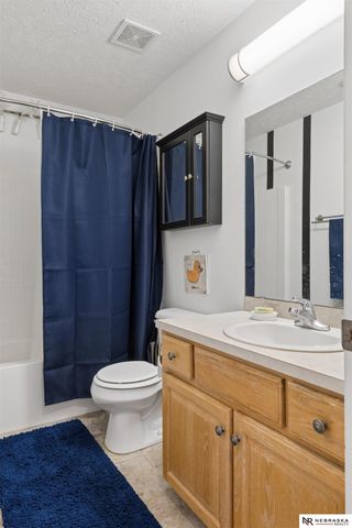 3923 S 193rd Circle, Omaha, NE 68130