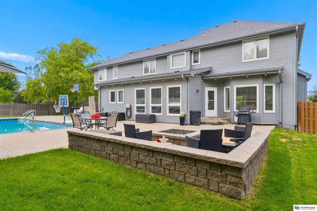 3923 S 193rd Circle, Omaha, NE 68130