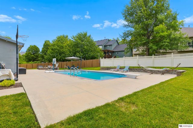 3923 S 193rd Circle, Omaha, NE 68130