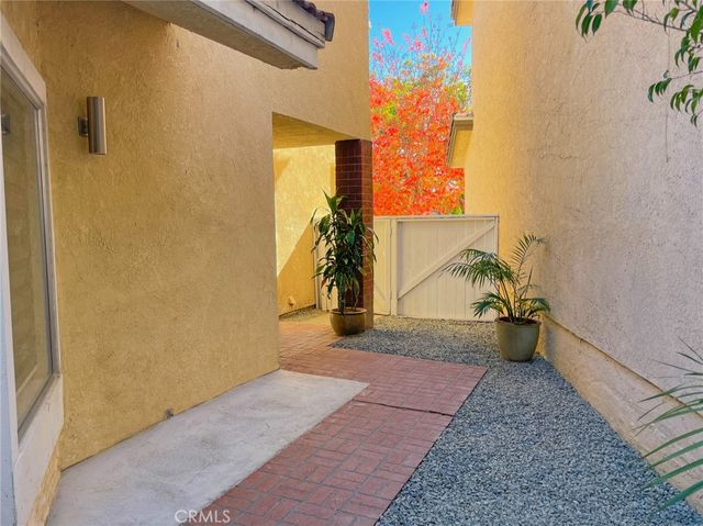 14 Encinitas Court, Laguna Beach, CA 92651