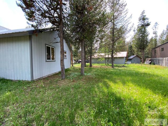 4175 S Big Springs Loop Road, Island Park, ID 83429