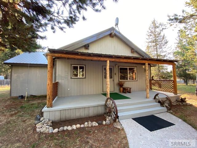 4175 S Big Springs Loop Road, Island Park, ID 83429