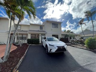 5170 Tennis Lane, Delray Beach, FL 33484