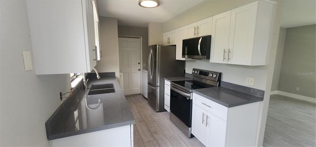 541 E VIRGINIA AVENUE, Punta Gorda, FL 33950