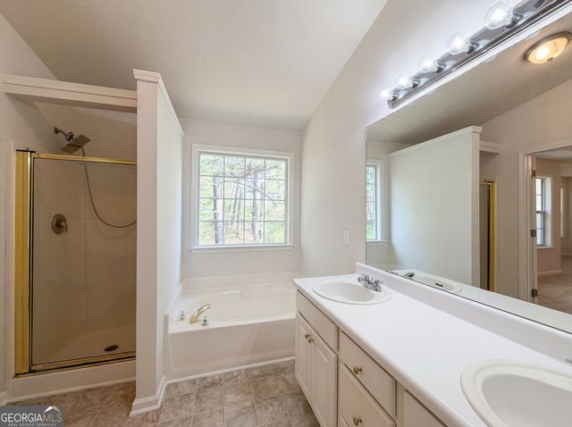 240 Kensington Trace, Stockbridge, GA 30281