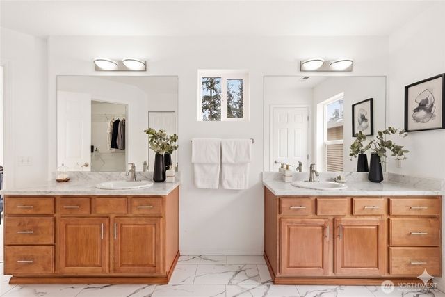 2108 250th Place SE, Sammamish, WA 98075