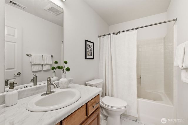 2108 250th Place SE, Sammamish, WA 98075