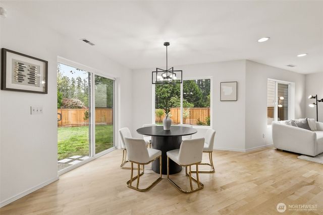 2108 250th Place SE, Sammamish, WA 98075