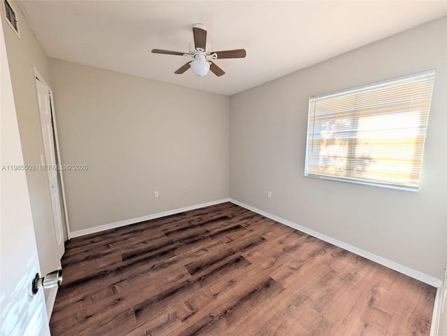 945 NE 33rd Ter 102, Homestead, FL 33033