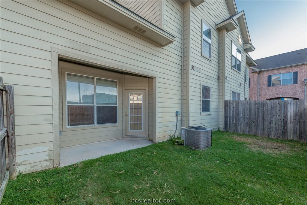 1425 West Villa Maria Road 903, Bryan, TX 77801 — photo 2