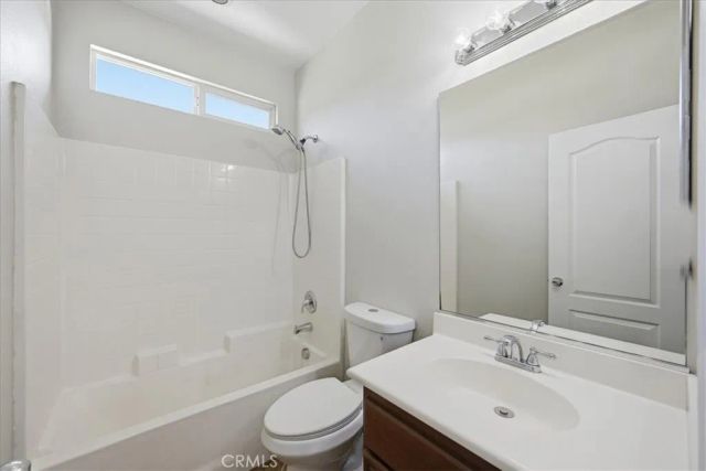 2722 Azalea Avenue, San Jacinto, CA 92582