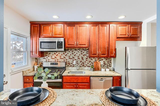 1506 GLENEAGLE RD, Baltimore, MD 21239