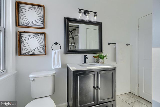 1506 GLENEAGLE RD, Baltimore, MD 21239