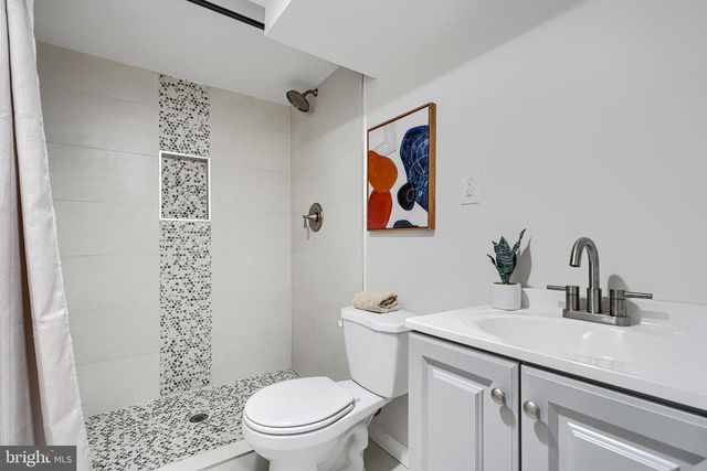 1506 GLENEAGLE RD, Baltimore, MD 21239