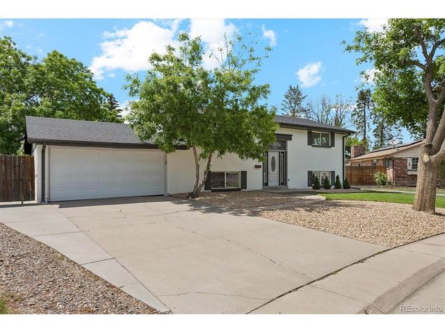 12826 E Nevada Cir, Aurora, CO 80012