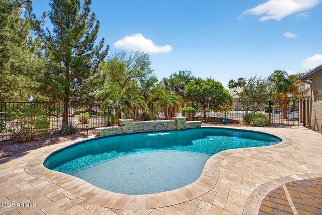 9038 E NACOMA Drive, Sun Lakes, AZ 85248