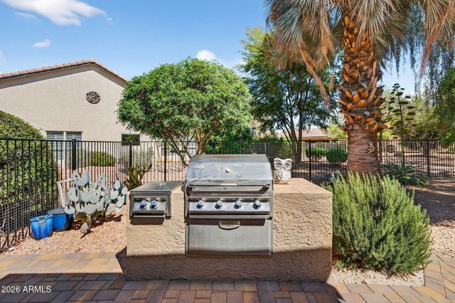 9038 E NACOMA Drive, Sun Lakes, AZ 85248