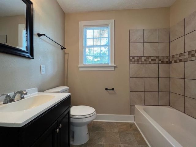 3100 SIGNAL ST, Memphis, TN 38127