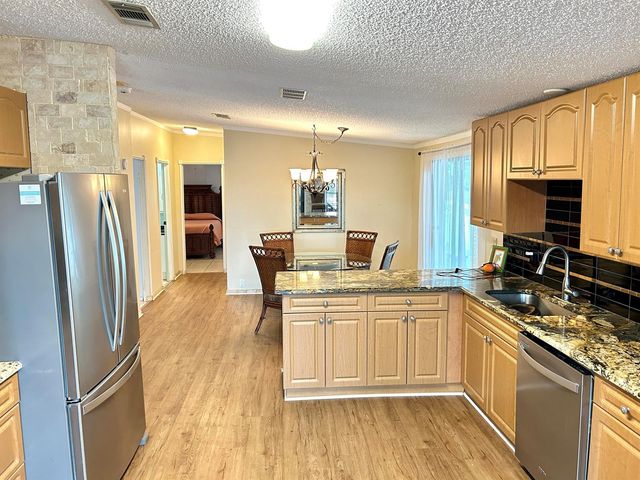 3409 Lake Overlook Place, Lake Worth, FL 33462