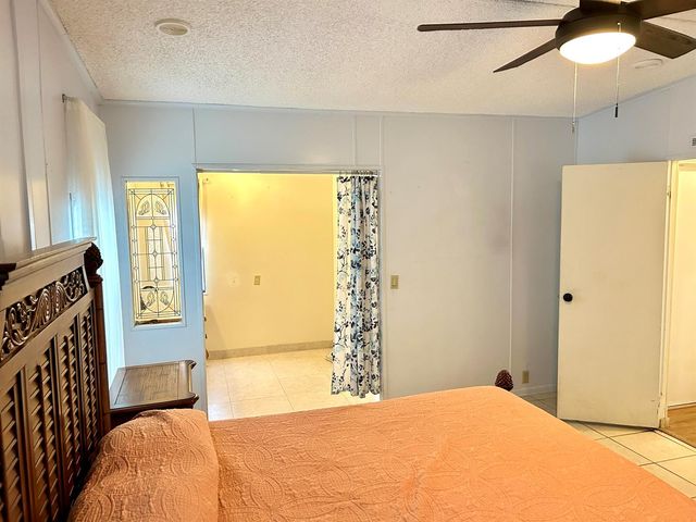 3409 Lake Overlook Place, Lake Worth, FL 33462