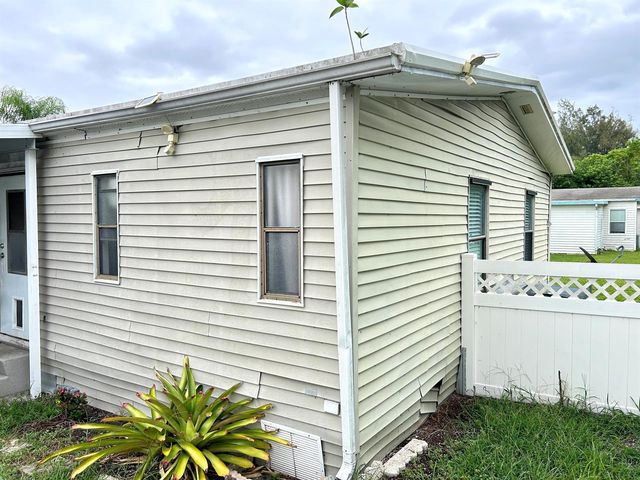3409 Lake Overlook Place, Lake Worth, FL 33462