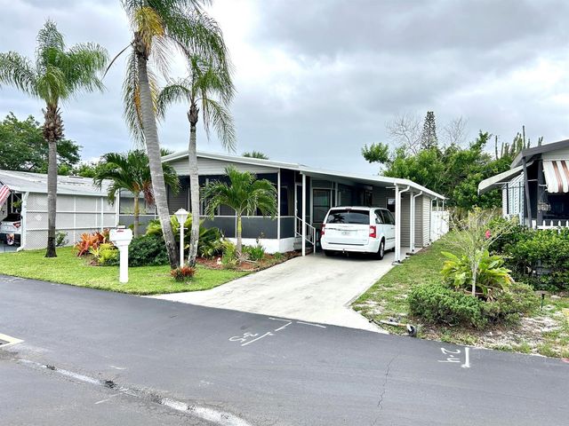3409 Lake Overlook Place, Lake Worth, FL 33462