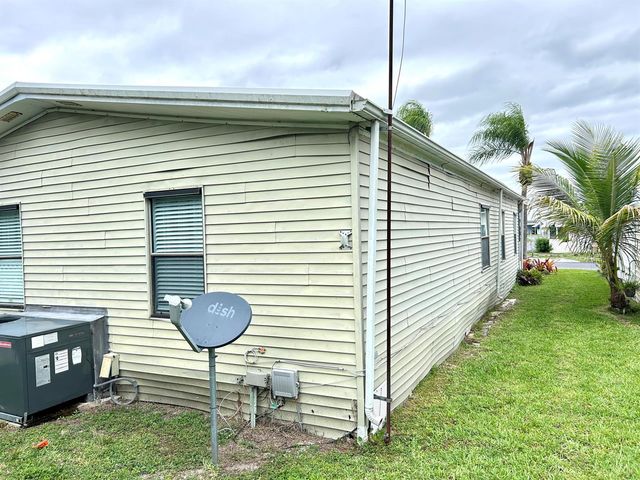 3409 Lake Overlook Place, Lake Worth, FL 33462