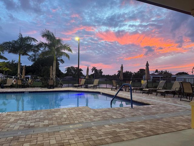 3409 Lake Overlook Place, Lake Worth, FL 33462