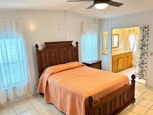 3409 Lake Overlook Place, Lake Worth, FL 33462