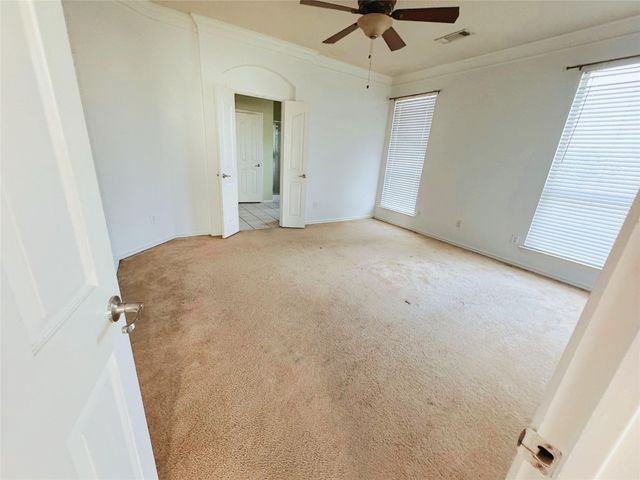 14209 Cedar Post Drive, Fort Worth, TX 76052