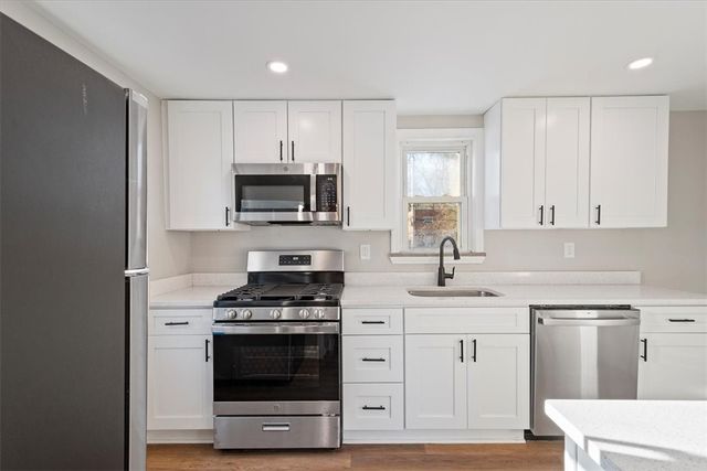 724 Ohio River Blvd, Sewickley, PA 15143