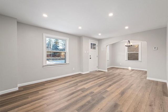 724 Ohio River Blvd, Sewickley, PA 15143