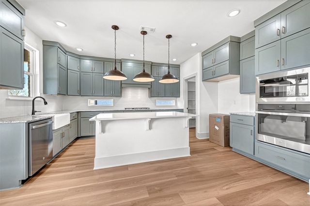 4906 SW Juneberry Street, Bentonville, AR 72713