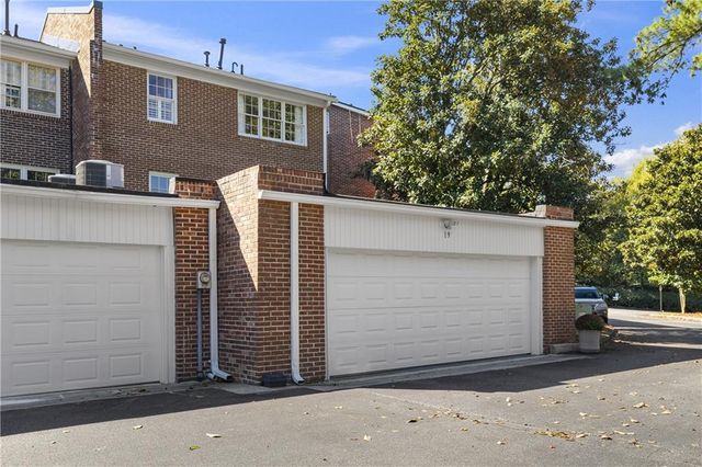 3050 Margaret Mitchell NW Drive 19, Atlanta, GA 30327
