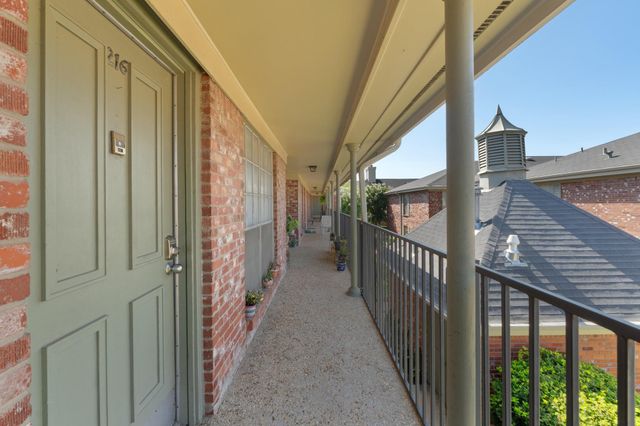 7920 Rockwood LN 216, Austin, TX 78757