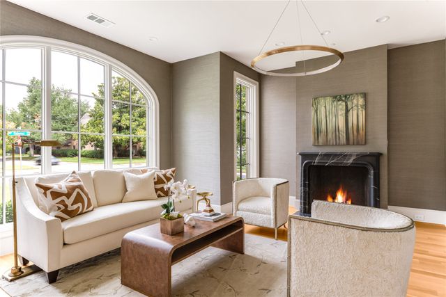 4501 Potomac Avenue, University Park, TX 75205