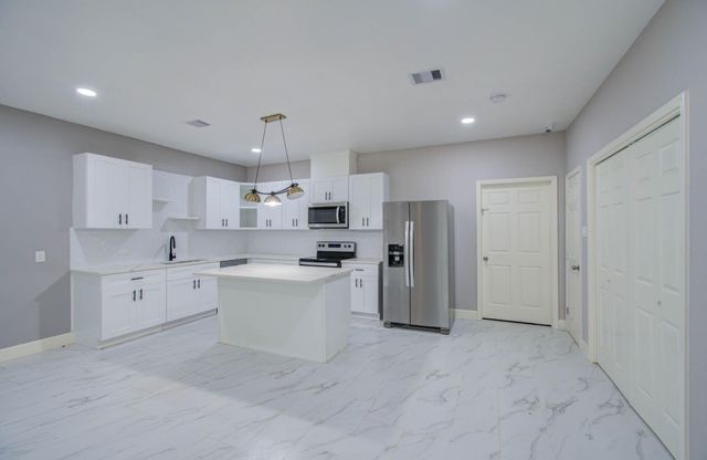 12274 Wild Pine Drive A, Houston, TX 77039