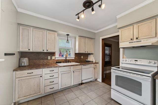 701 S Spruce, Wichita, KS 67211