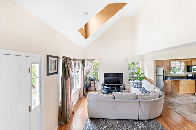 159 Main Avenue, Mastic, NY 11950