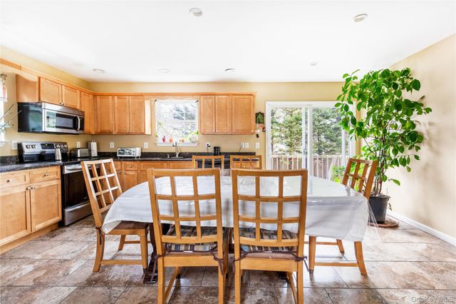 159 Main Avenue, Mastic, NY 11950