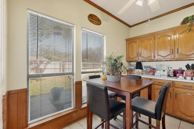 2212 Oak Bluff Drive, Flower Mound, TX 75028