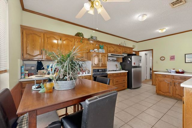 2212 Oak Bluff Drive, Flower Mound, TX 75028