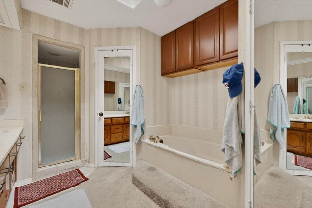 2212 Oak Bluff Drive, Flower Mound, TX 75028