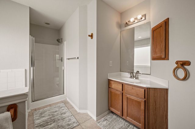 1040 Canyon Drive, Justin, TX 76247