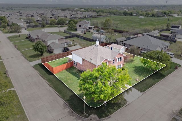 1040 Canyon Drive, Justin, TX 76247