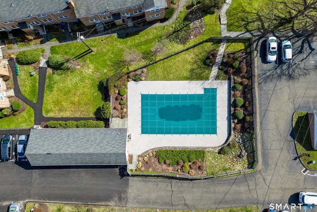 60 Heritage Hill Road APT A, New Canaan, CT 06840