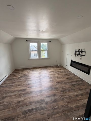 10 Rowe Street, New Haven, CT 06513